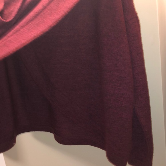 Super soft maroon hoodie - Picture 7 of 9